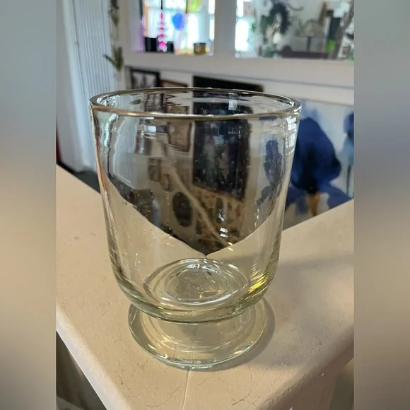 CLEAR GLASS FOOTED DISPLAY VASE/ JAR - Picture 1 of 6